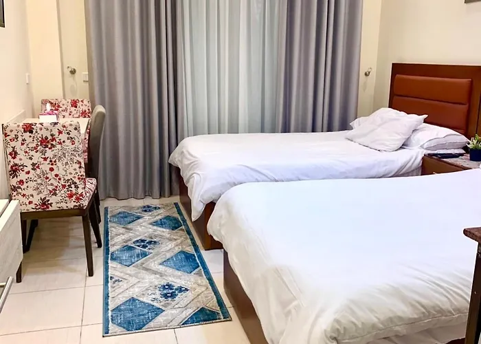 Appartement Pool View With Balcony Florenza