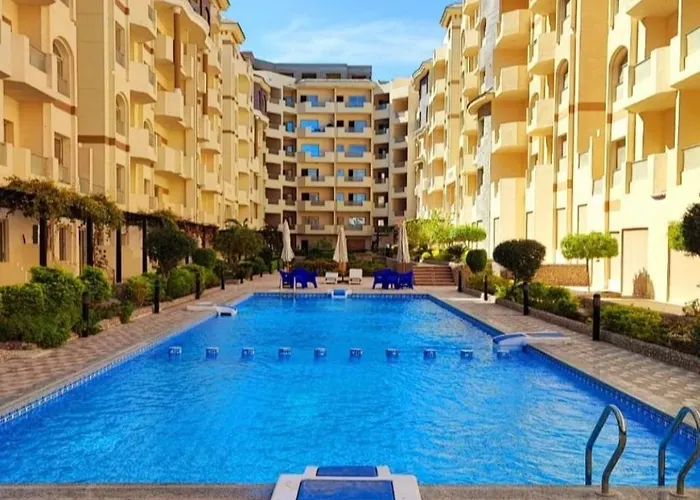 Pool View With Balcony Florenza Hurghada